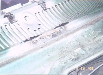 secondpatchwelded2.jpg (21986 bytes)