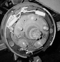 asmblbrake.jpg (16601 bytes)